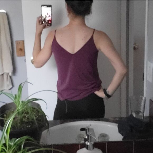 XXXS Talula Burgundy V-neck Spaghetti Strap Tank Top - Picture 6 of 6